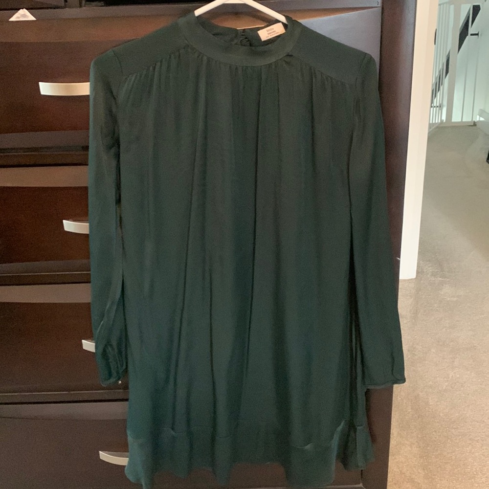 Aritiza Little Moon HoneySuckle Dress